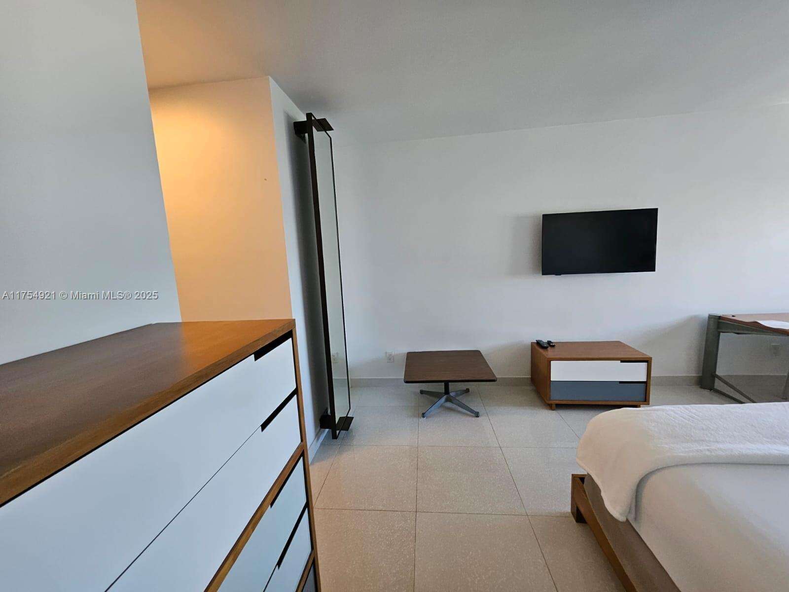 Decoplage Unit #1242 | Picture 18