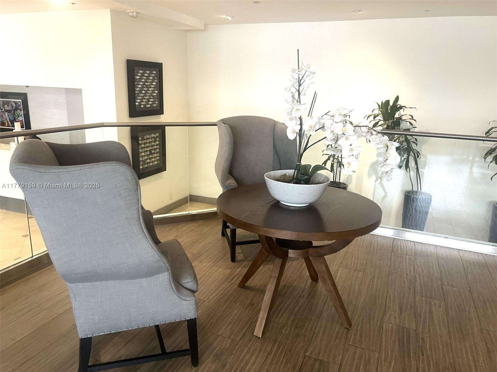 Decoplage Unit #430 | Picture 17