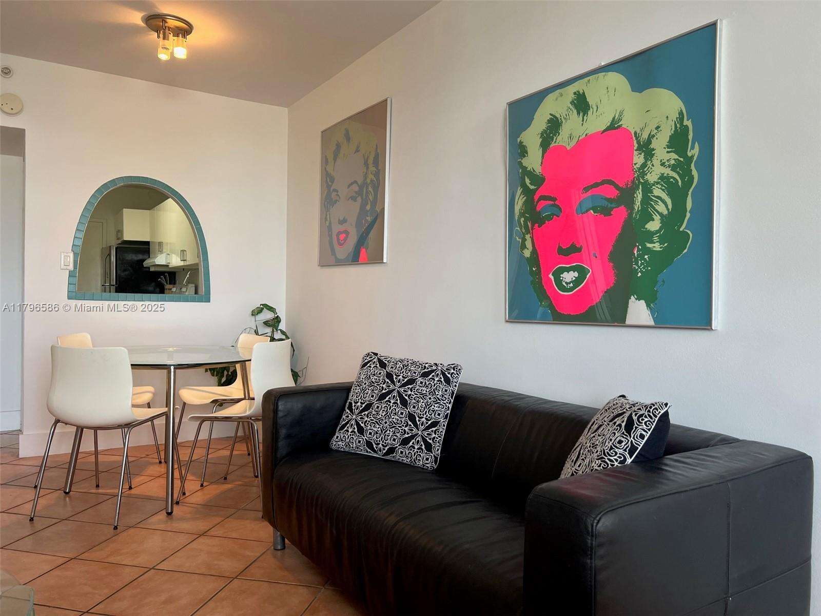 Decoplage Unit #1209 | Picture 8