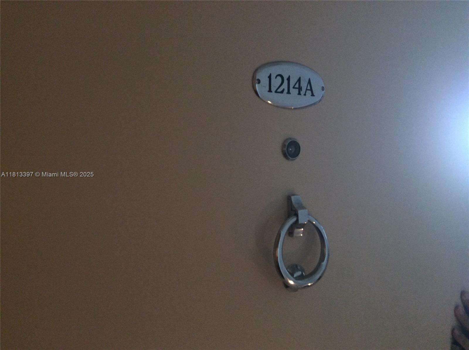 Decoplage Unit #1214 | Picture 11