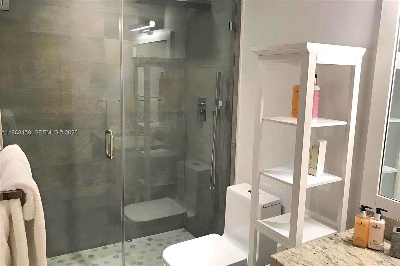 Decoplage Unit #1635 | Picture 16