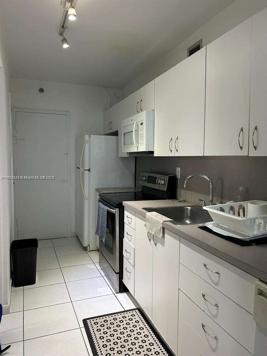 Decoplage Unit #437 | Picture 5