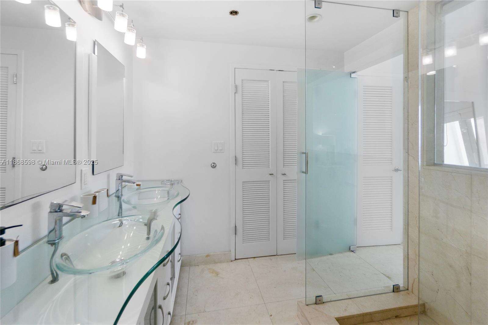 Decoplage Unit #PH14 | Picture 19