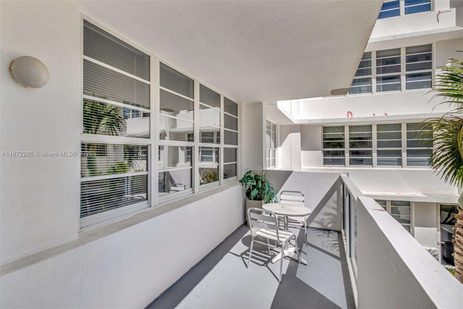 Decoplage Unit #417 | Picture 20