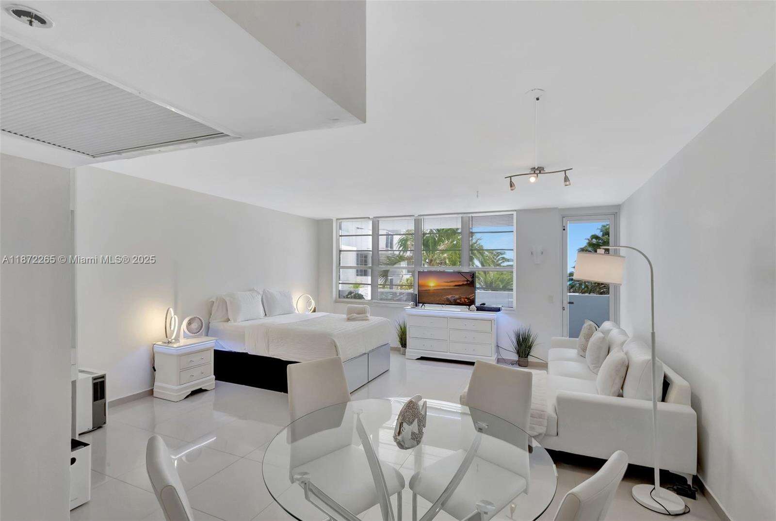 Decoplage Unit #417 | Picture 4