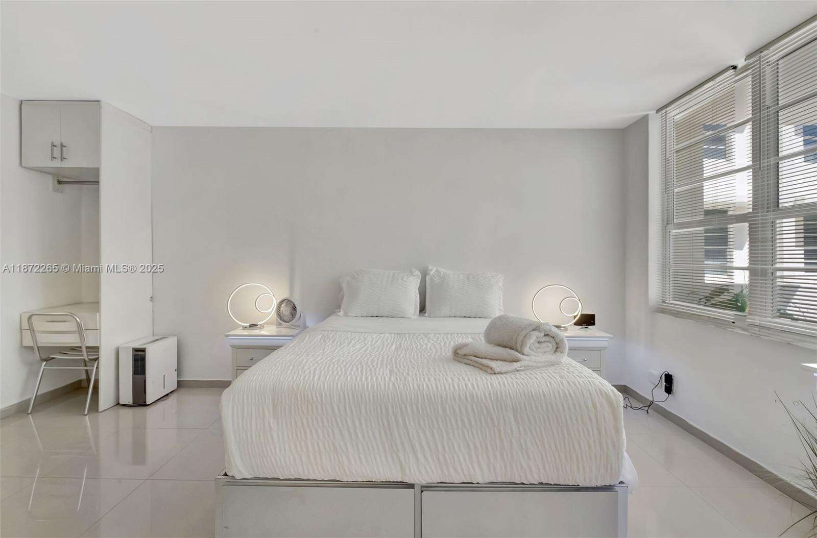 Decoplage Unit #417 | Picture 10