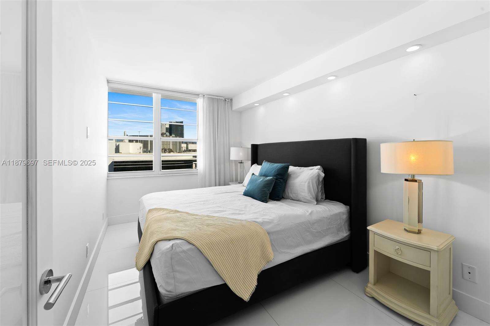 Decoplage Unit #1523/1525 | Picture 15