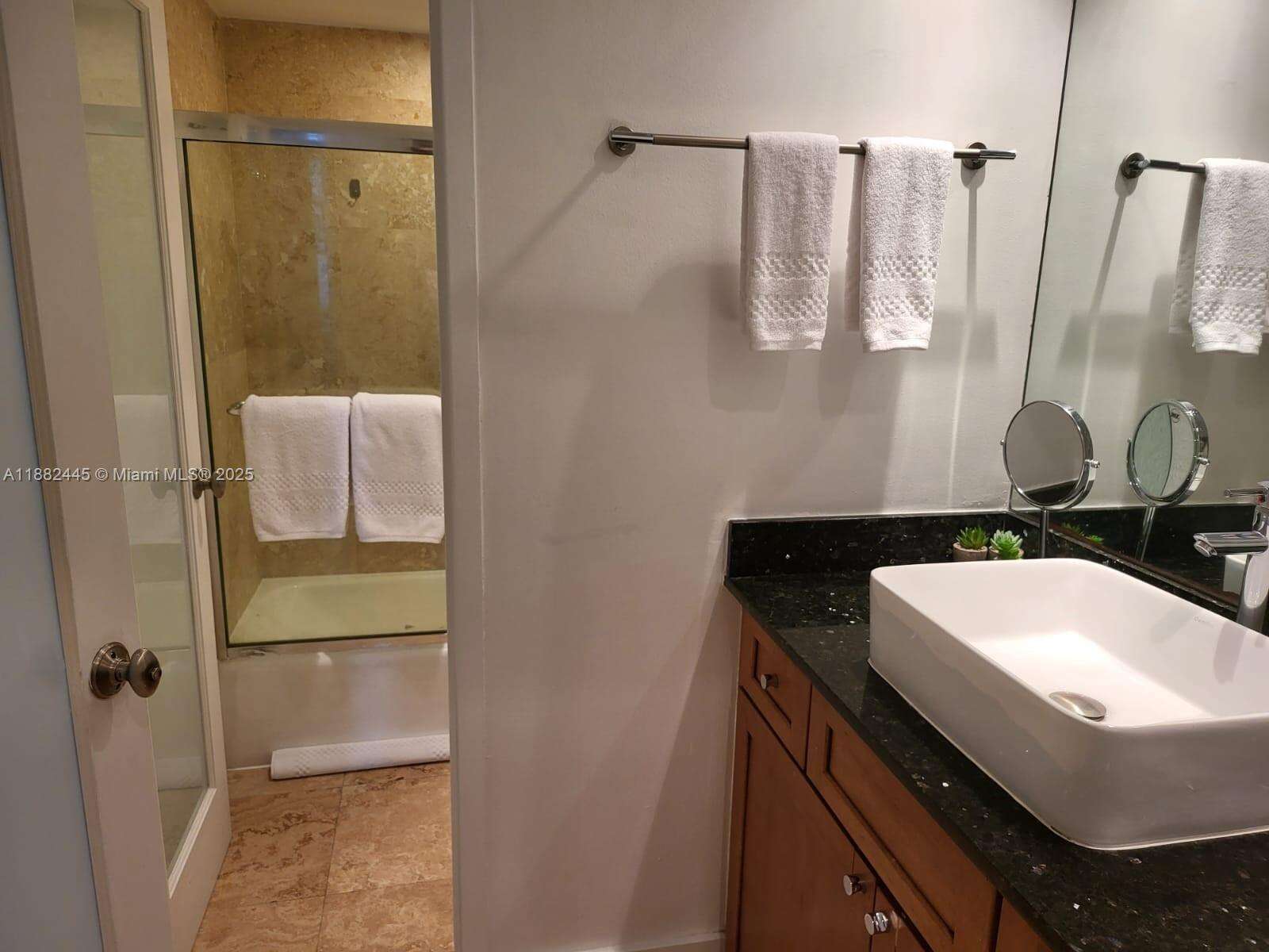 Decoplage Unit #1238 | Picture 7