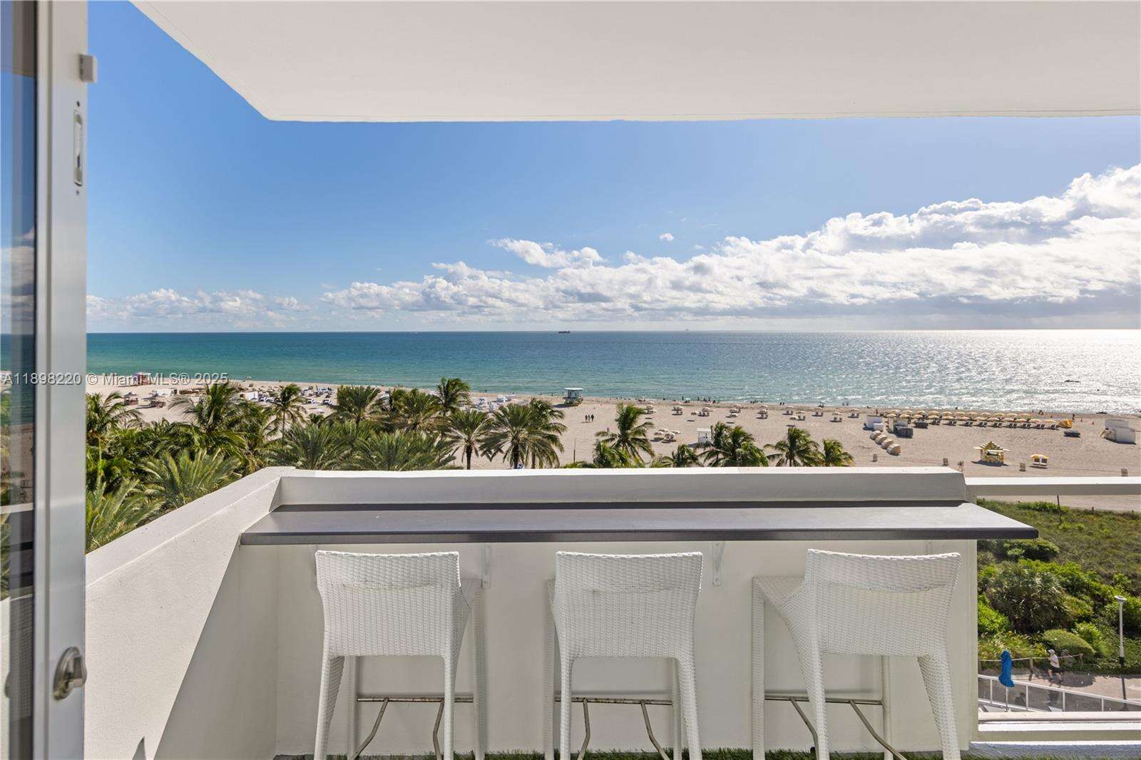 Decoplage South Beach For Sale | Unit #747