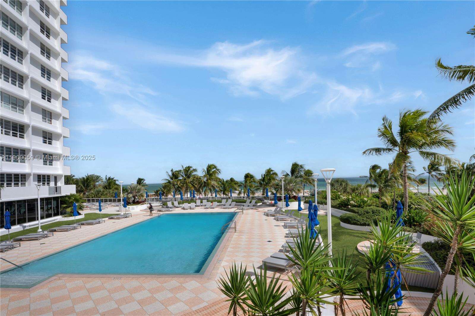 Decoplage South Beach For Sale | Unit #607