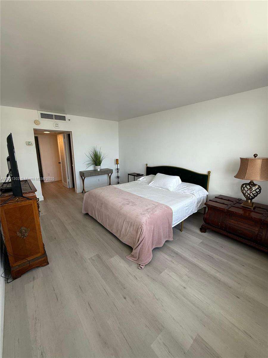 Decoplage Unit #1111 | Picture 6