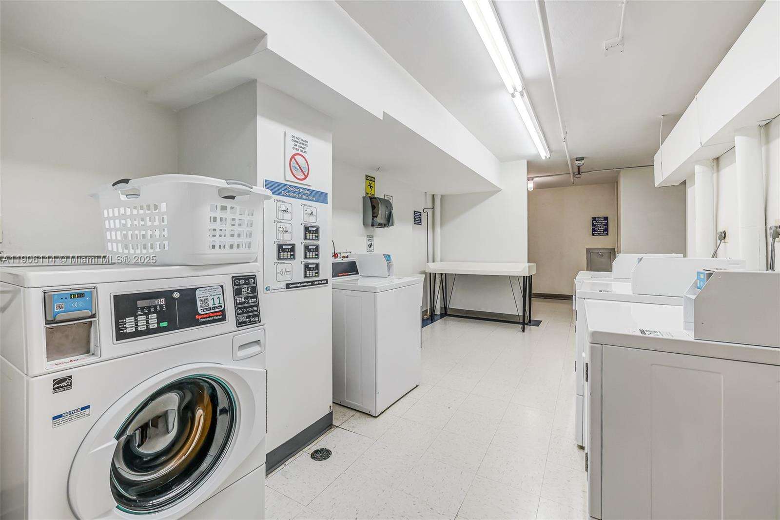 Decoplage Unit #502 | Picture 29