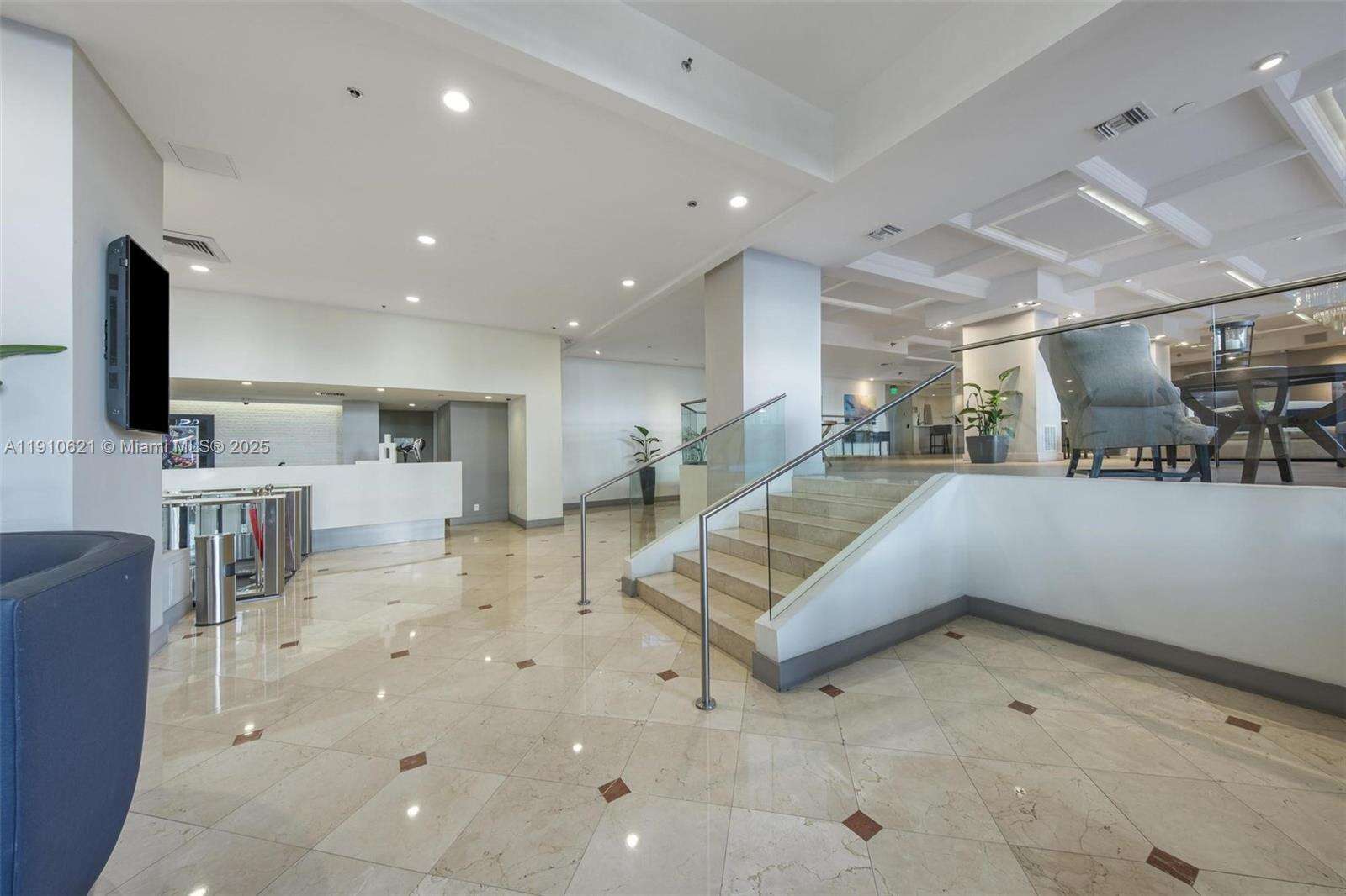 Decoplage Unit #624 | Picture 11