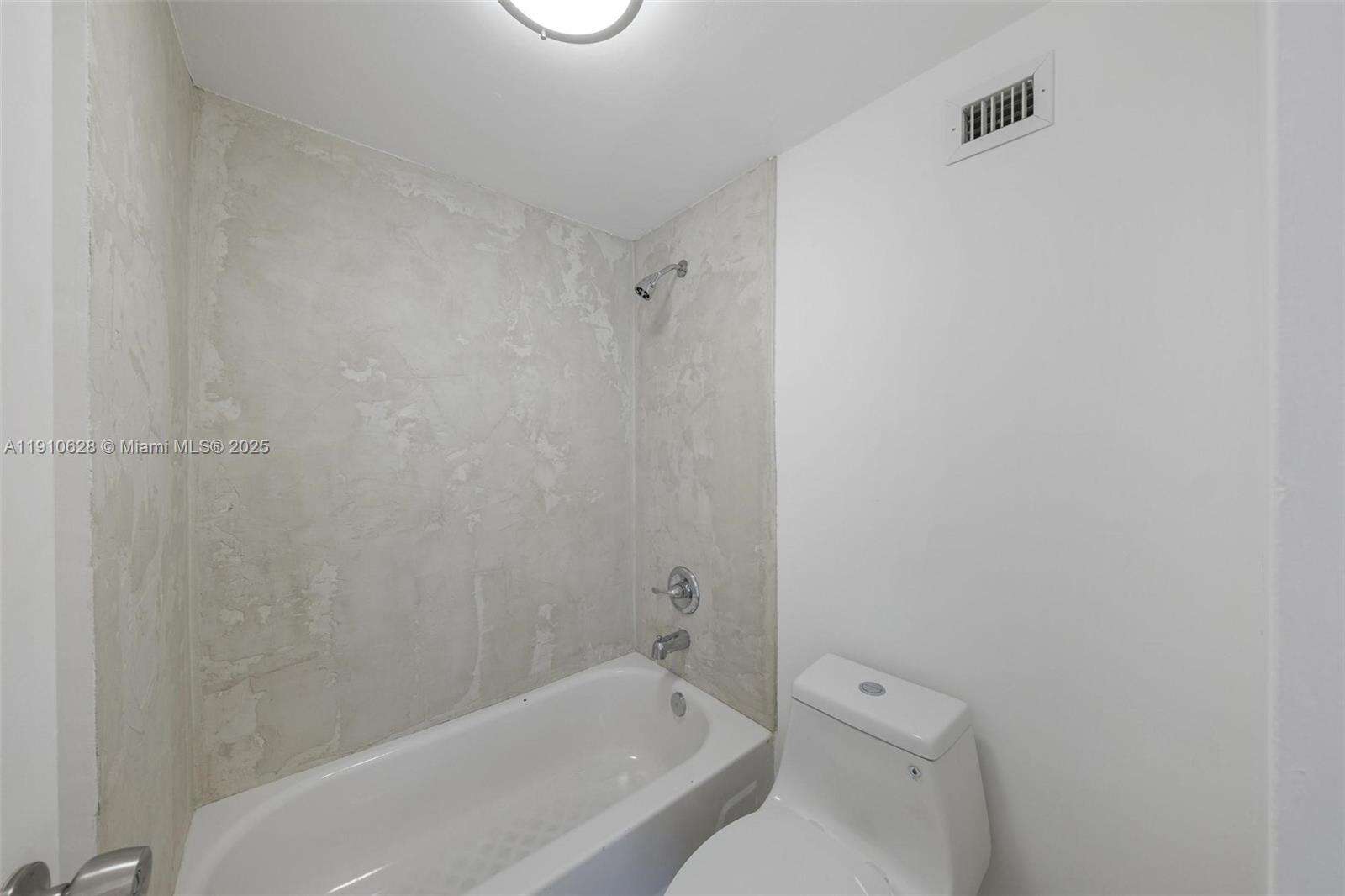 Decoplage Unit #626 | Picture 11