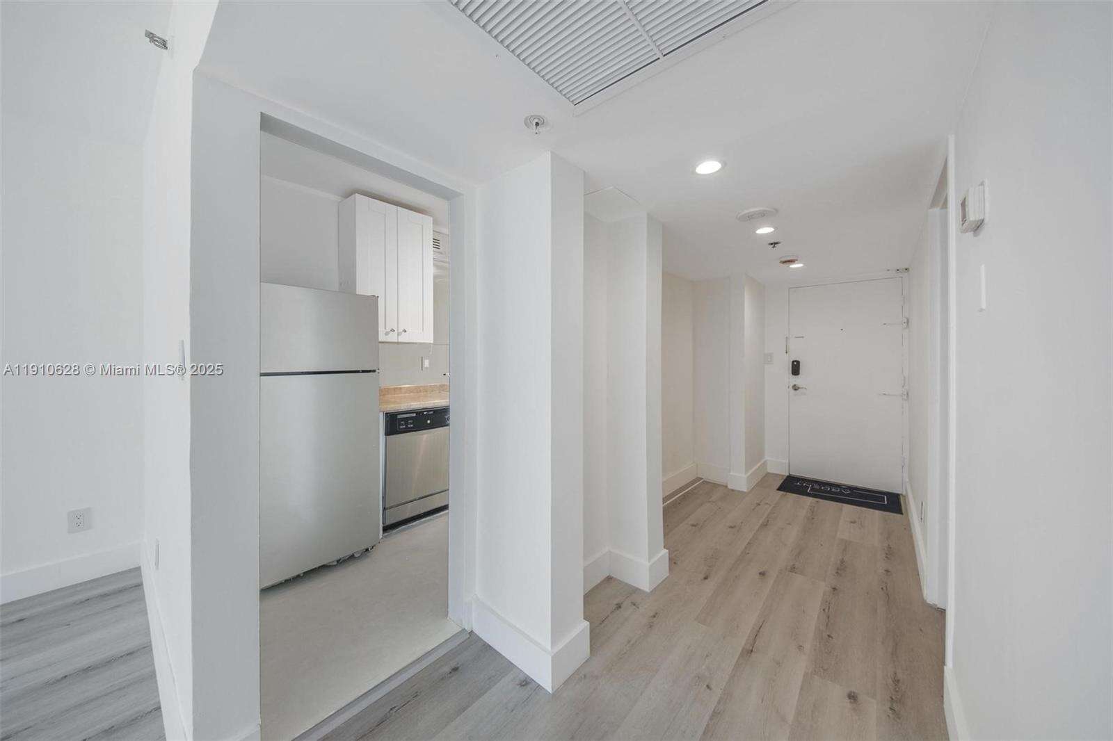 Decoplage Unit #626 | Picture 8