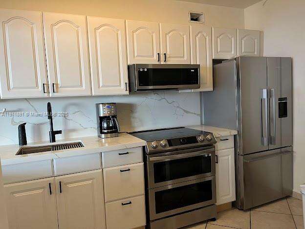 Decoplage Unit #604 | Picture 18