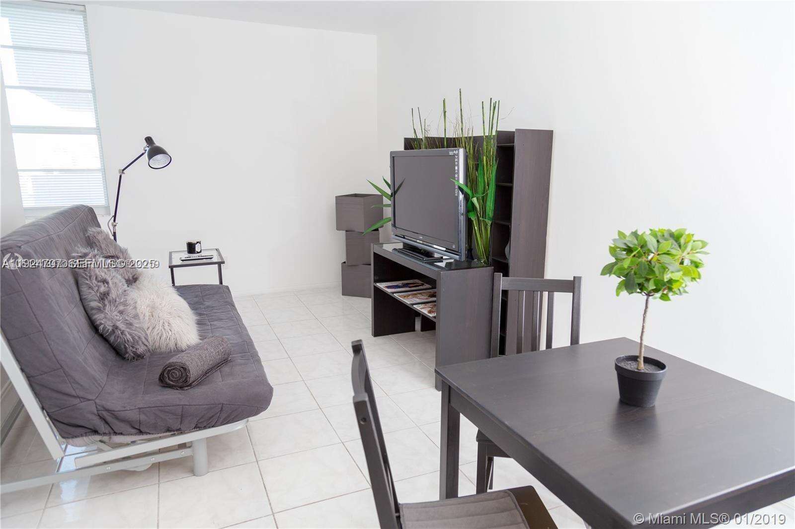 Decoplage South Beach For Sale | Unit #1216