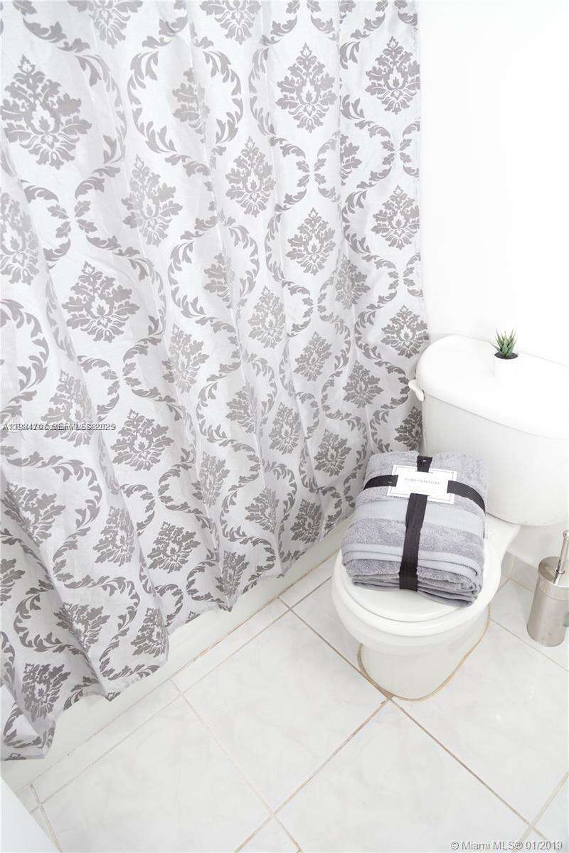 Decoplage Unit #1216 | Picture 3