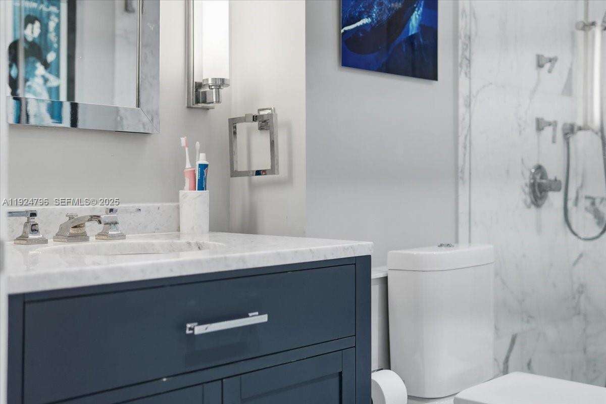 Decoplage Unit #747 | Picture 30