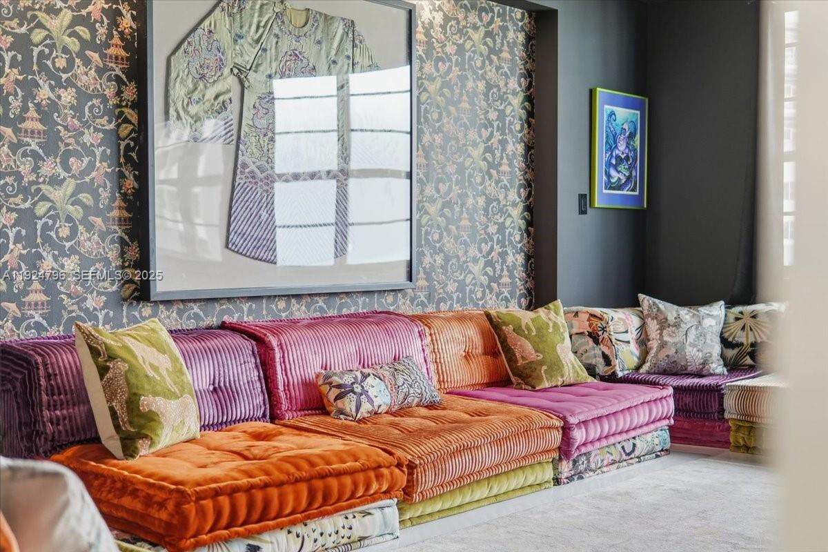 Decoplage Unit #747 | Picture 4