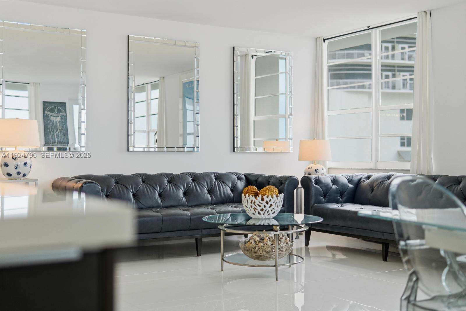 Decoplage Unit #747 | Picture 6