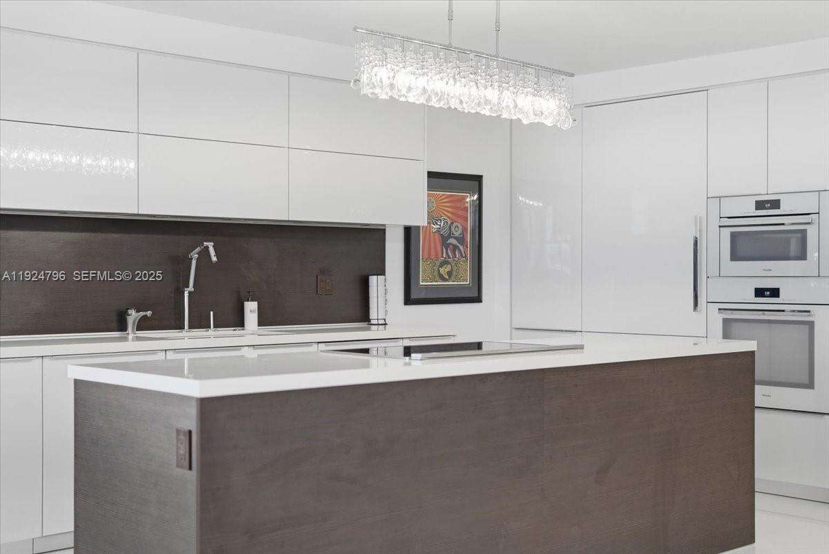 Decoplage Unit #747 | Picture 10