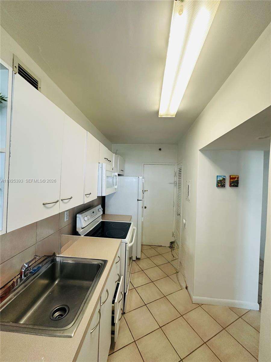 Decoplage Unit #1427 | Picture 12