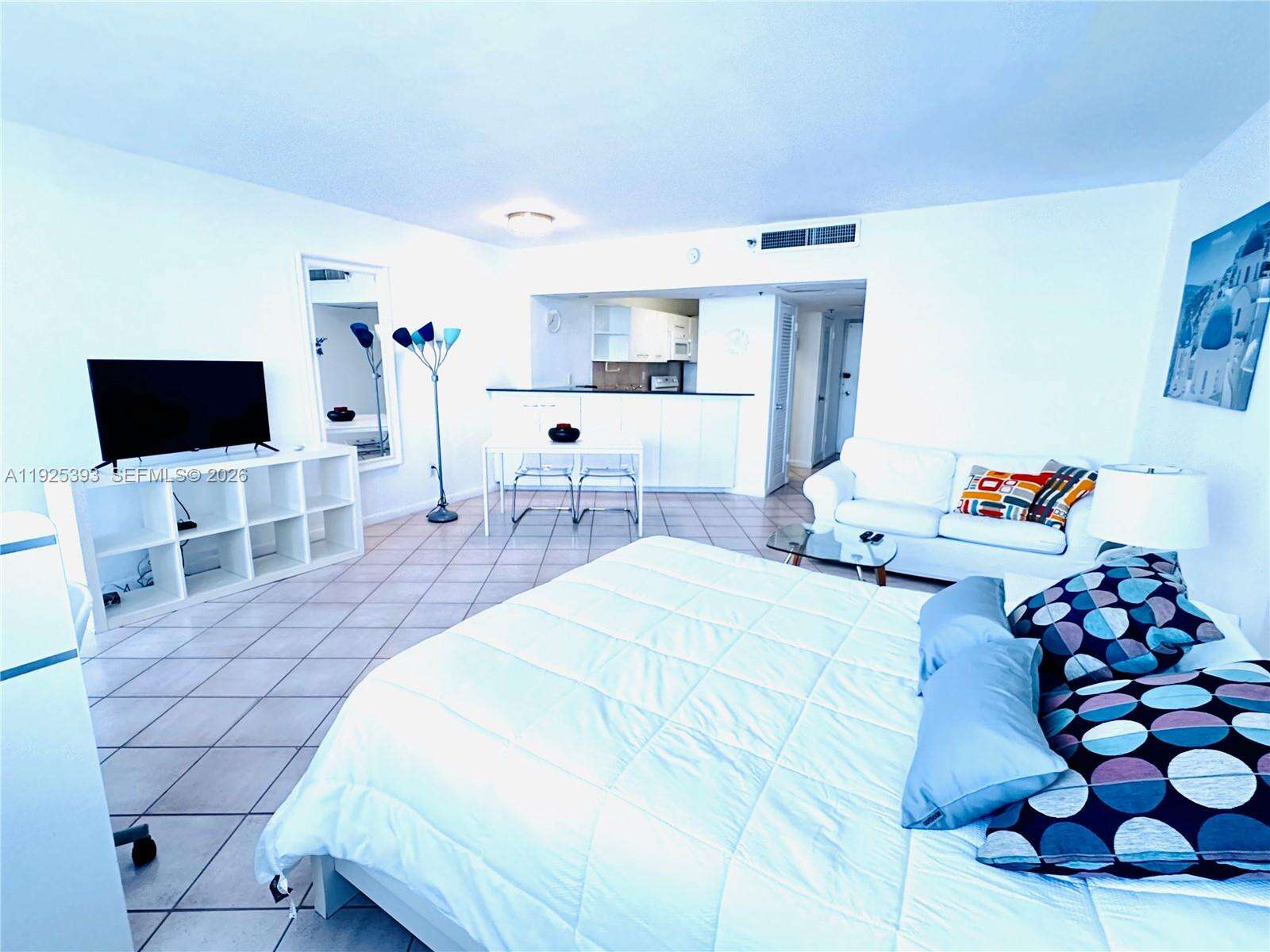 Decoplage Unit #1427 | Picture 10