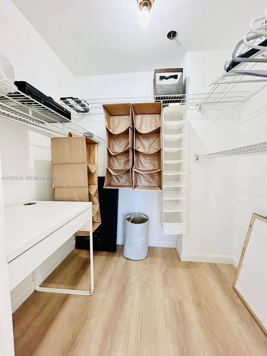 Decoplage Unit #1621 | Picture 10