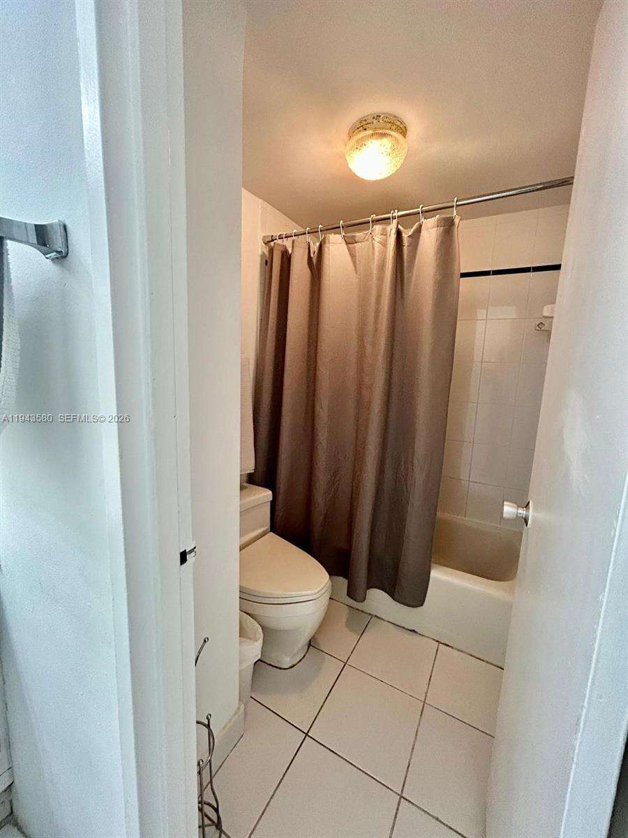 Decoplage Unit #524 | Picture 7