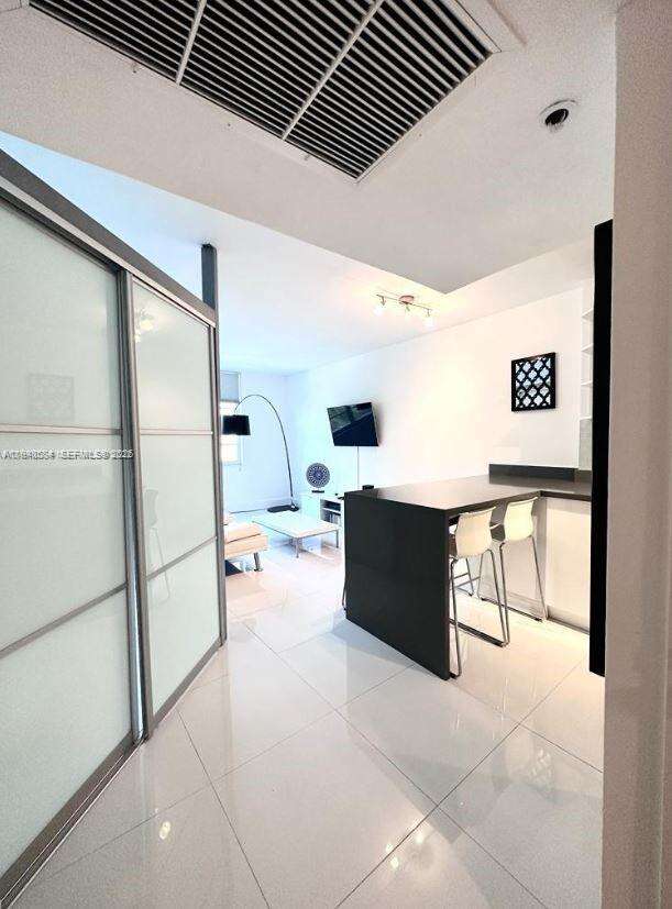 Decoplage Unit #526 | Picture 11