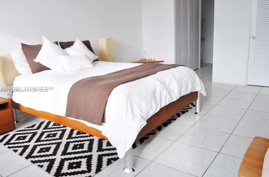 Decoplage Unit #522 | Picture 6