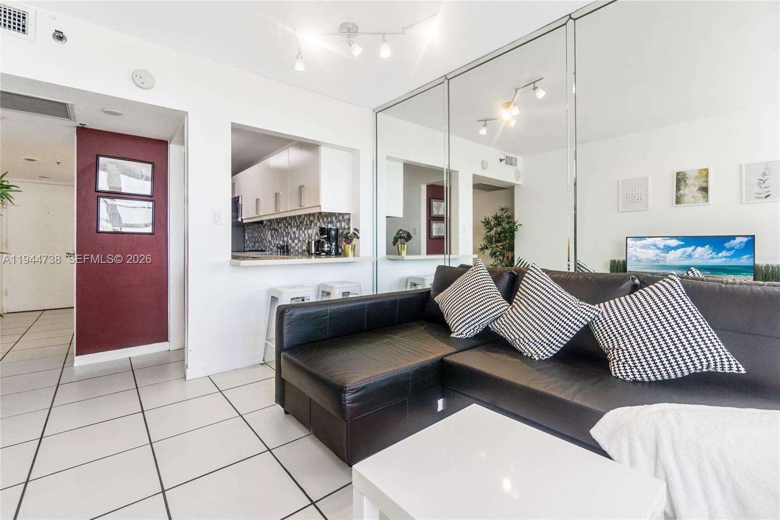 Decoplage Unit #1105 | Picture 6