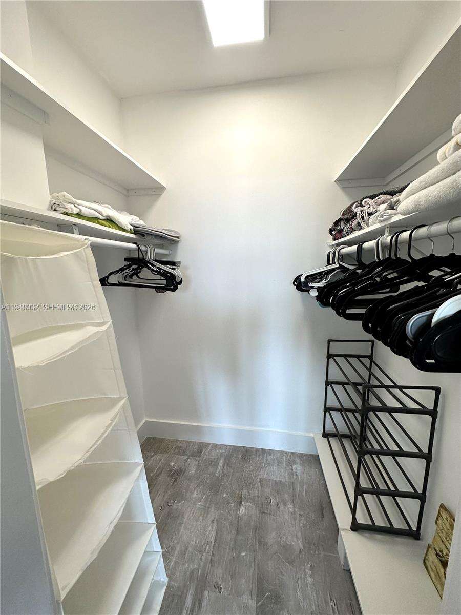 Decoplage Unit #518 | Picture 10