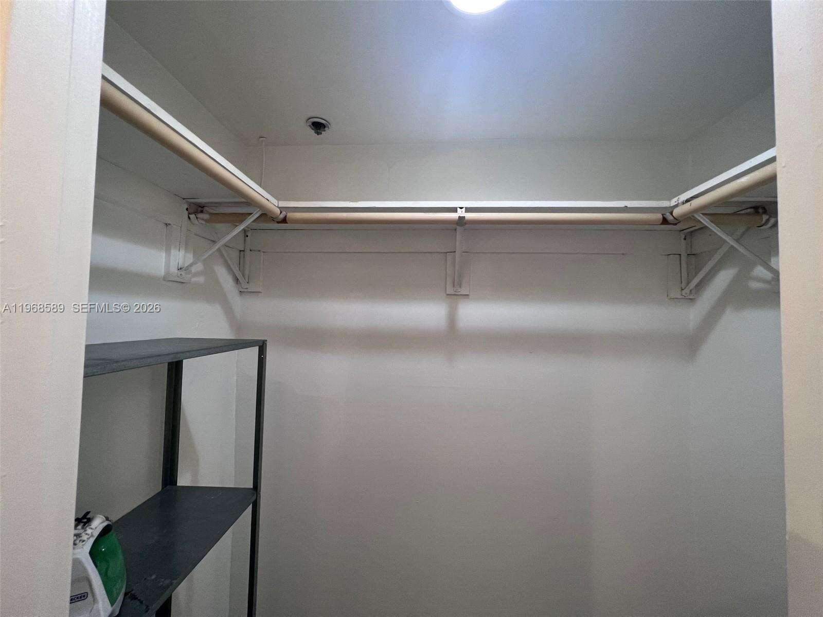 Decoplage Unit #415 | Picture 15