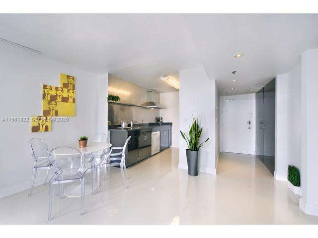 Decoplage Unit #1511 | Picture 4