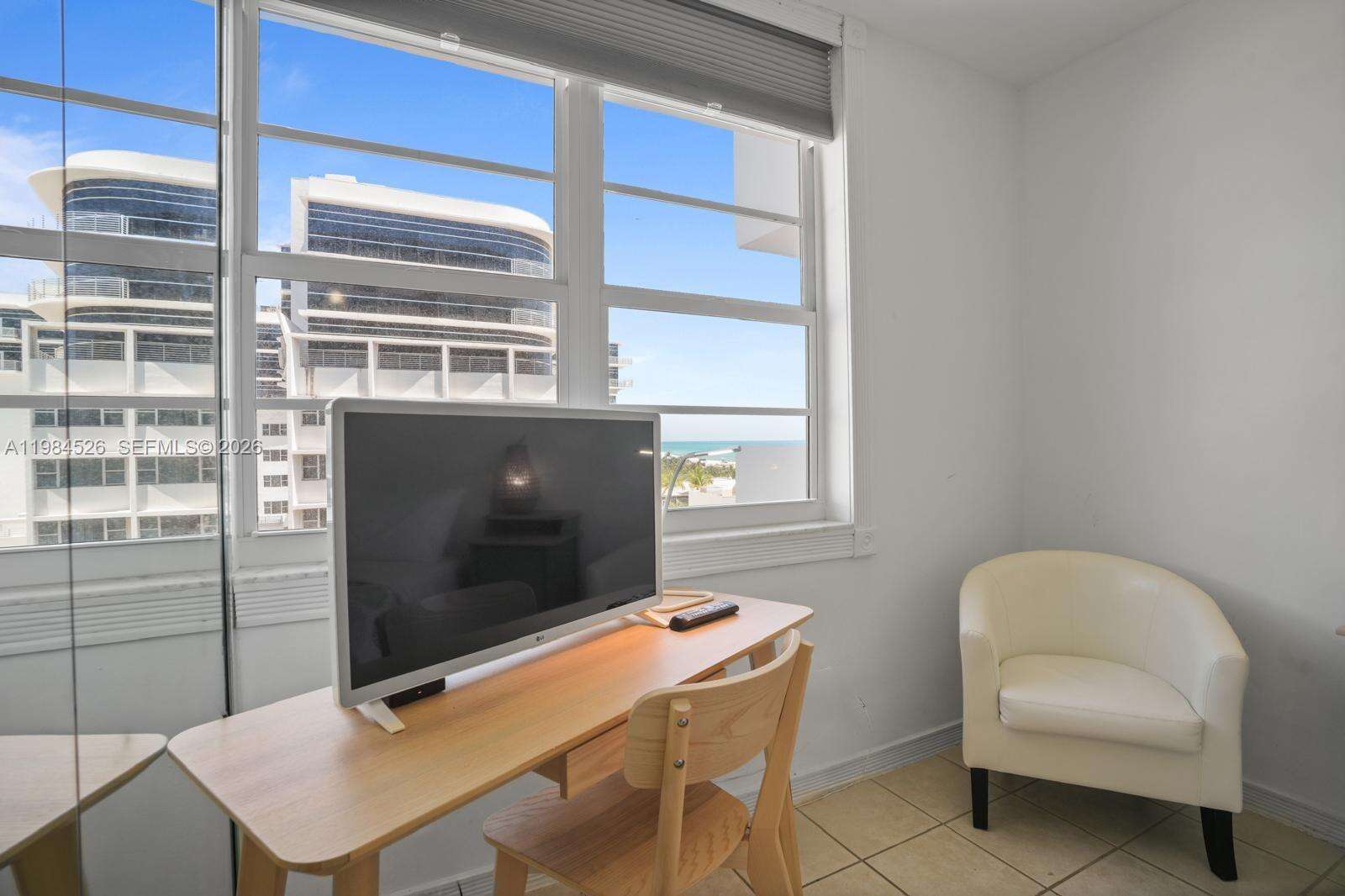 Decoplage Unit #825 | Picture 19