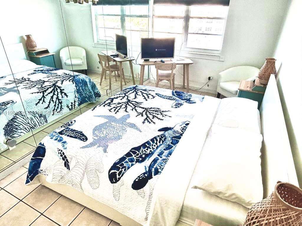 Decoplage Unit #825 | Picture 6