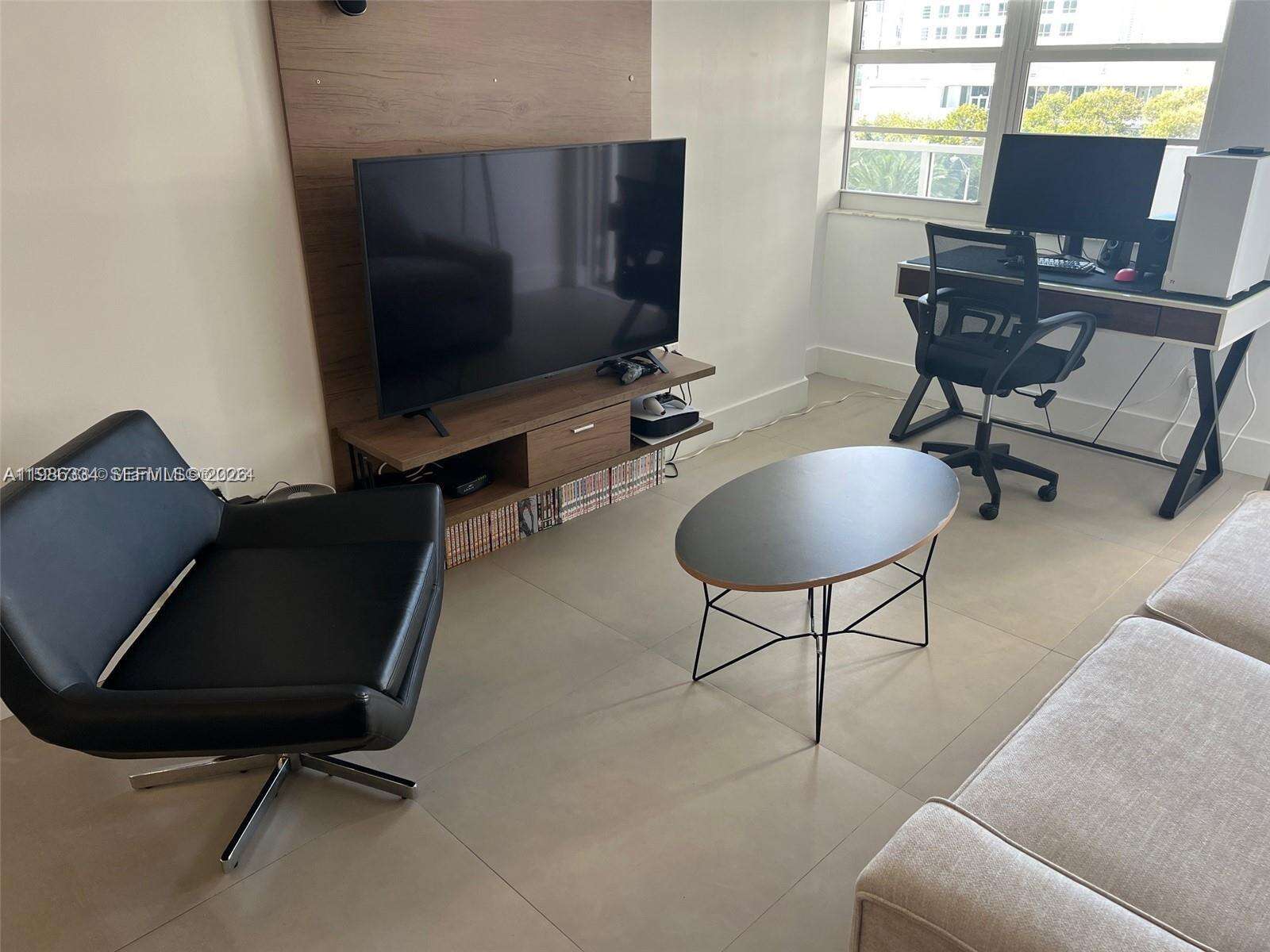 Decoplage Unit #620 | Picture 7