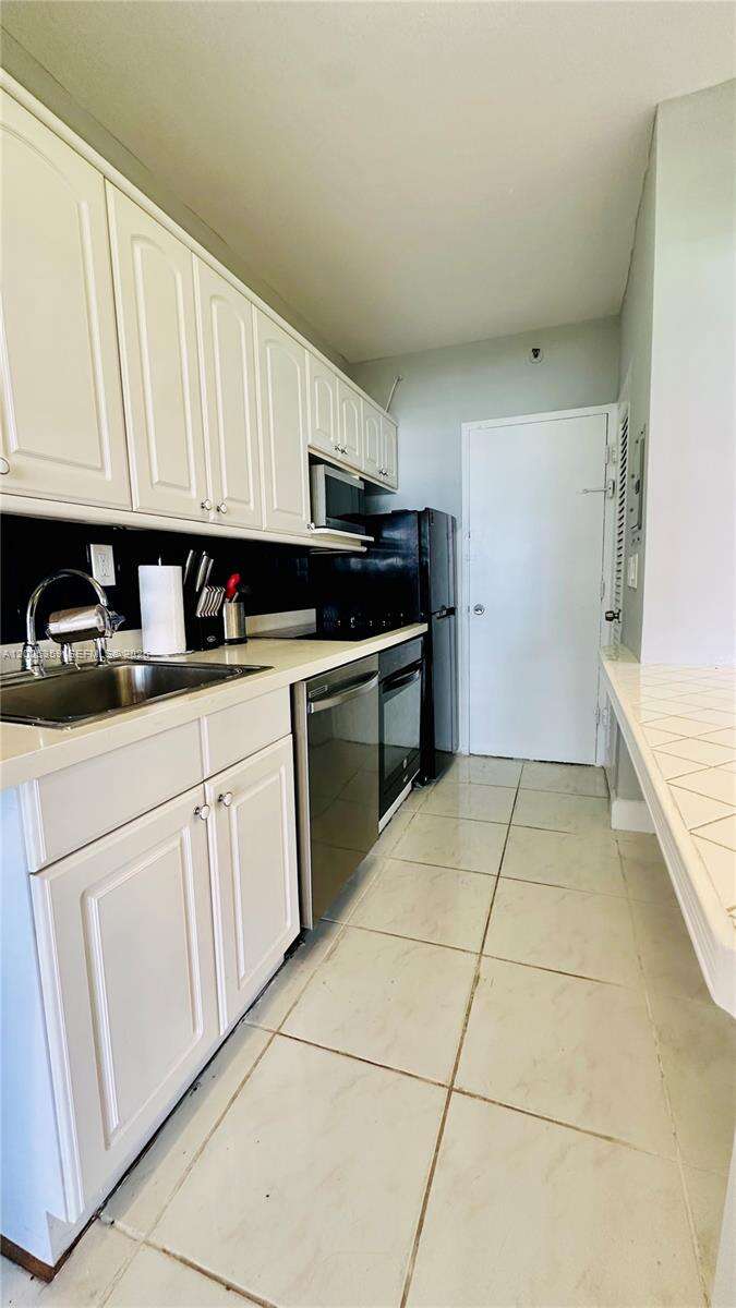 Decoplage Unit #720 | Picture 4
