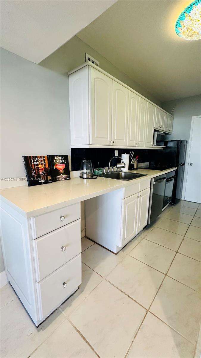 Decoplage Unit #720 | Picture 5