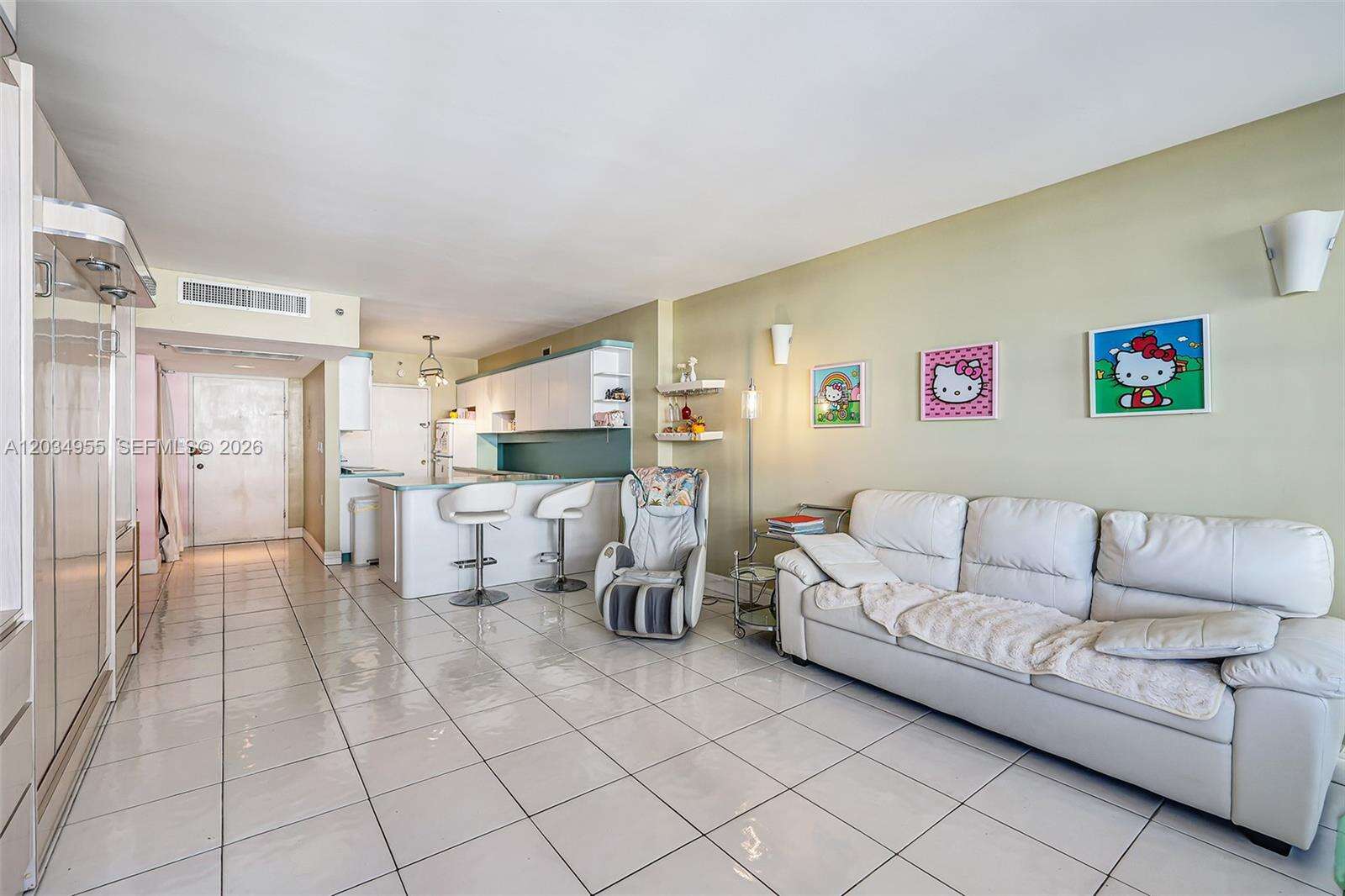 Decoplage Unit #502 | Picture 7