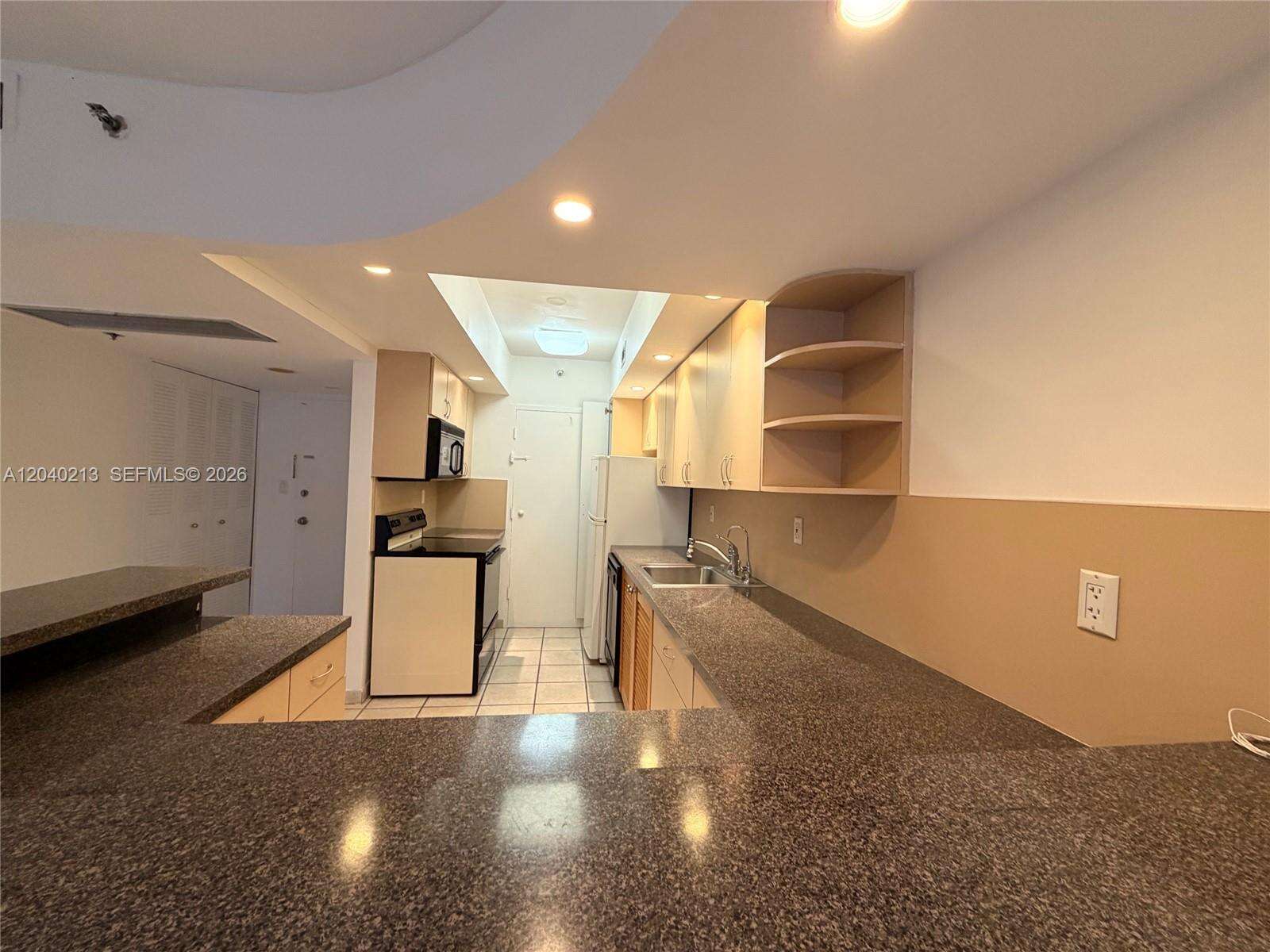 Decoplage Unit #1410 | Picture 16