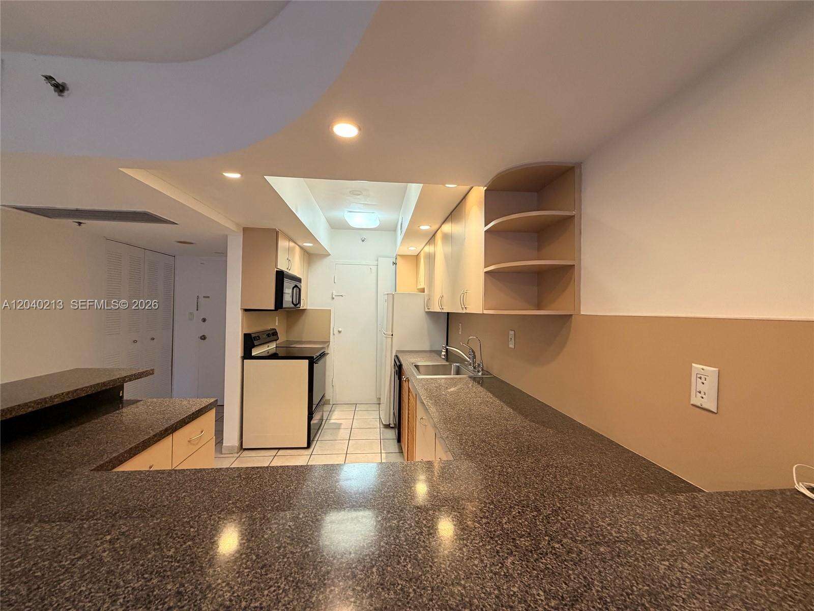 Decoplage Unit #1410 | Picture 17