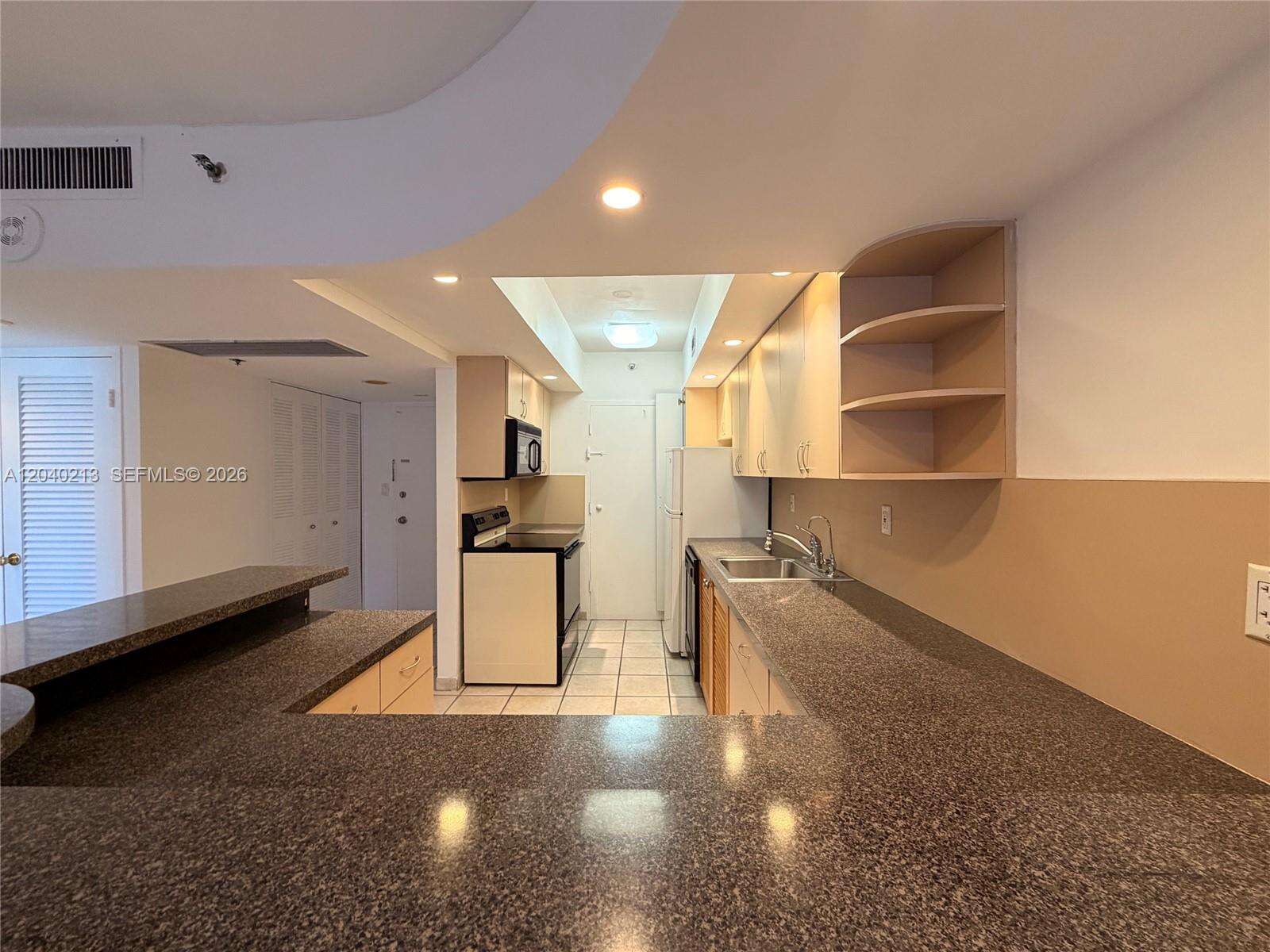 Decoplage Unit #1410 | Picture 18