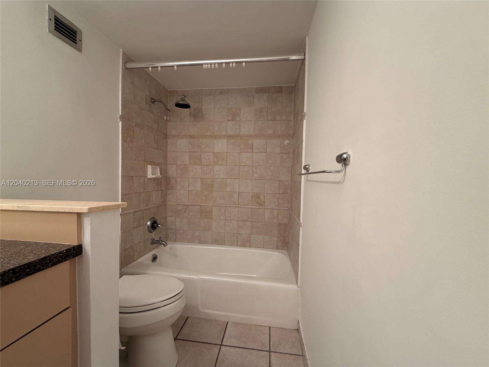 Decoplage Unit #1410 | Picture 10