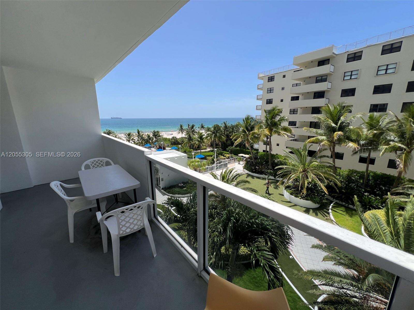 Decoplage Unit #634 | Picture 4
