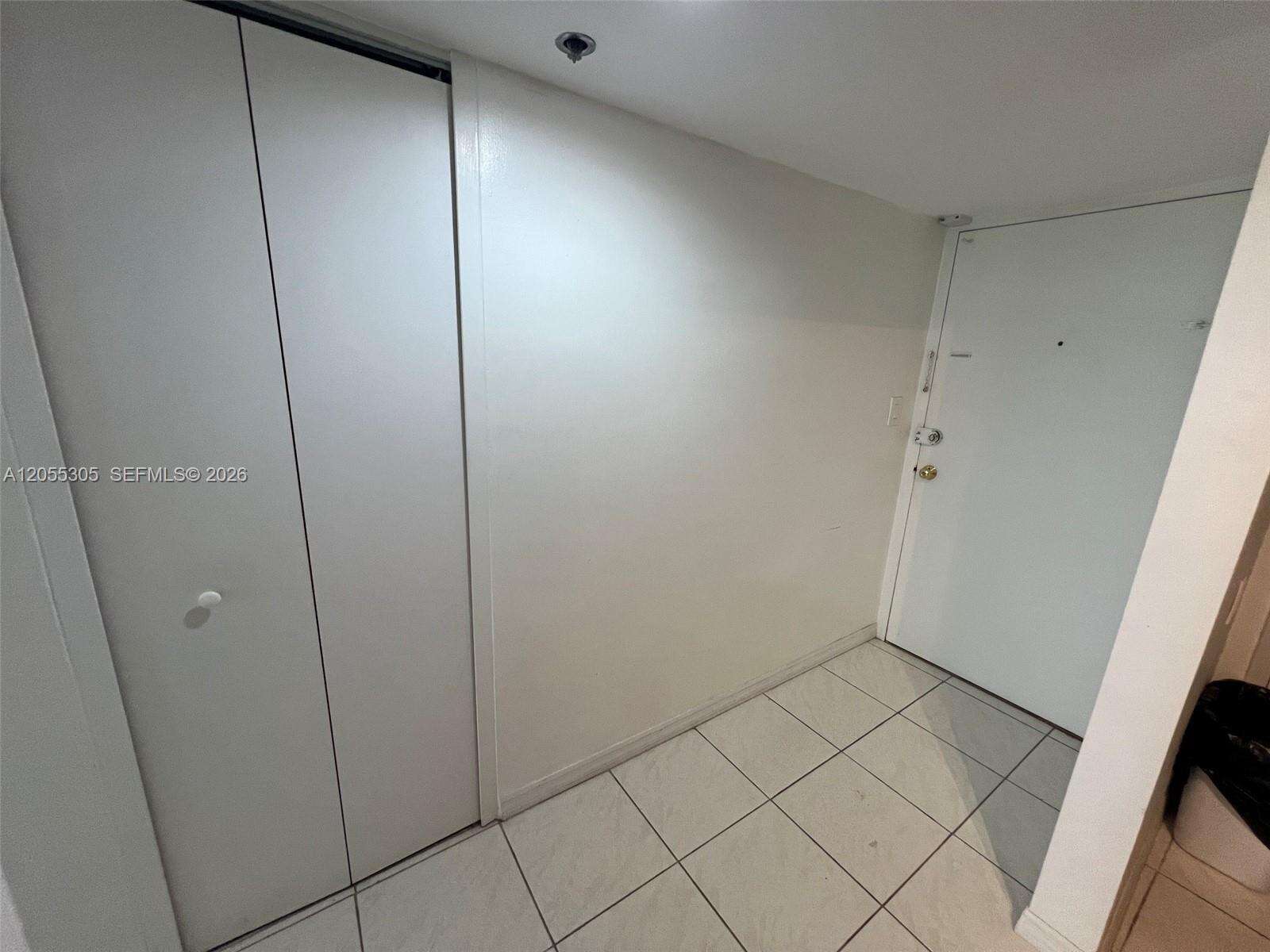 Decoplage Unit #634 | Picture 31