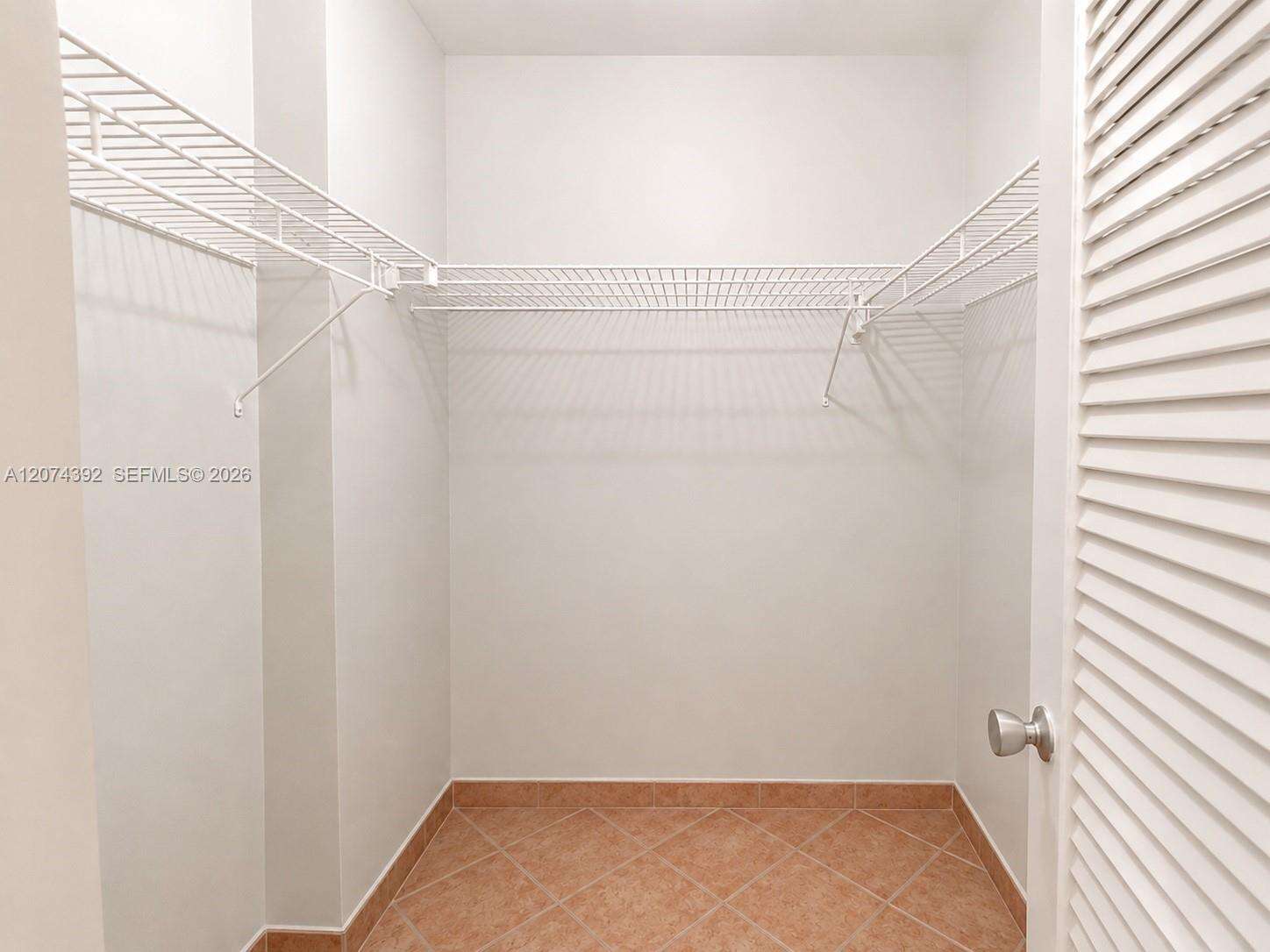 Decoplage Unit #631 | Picture 10