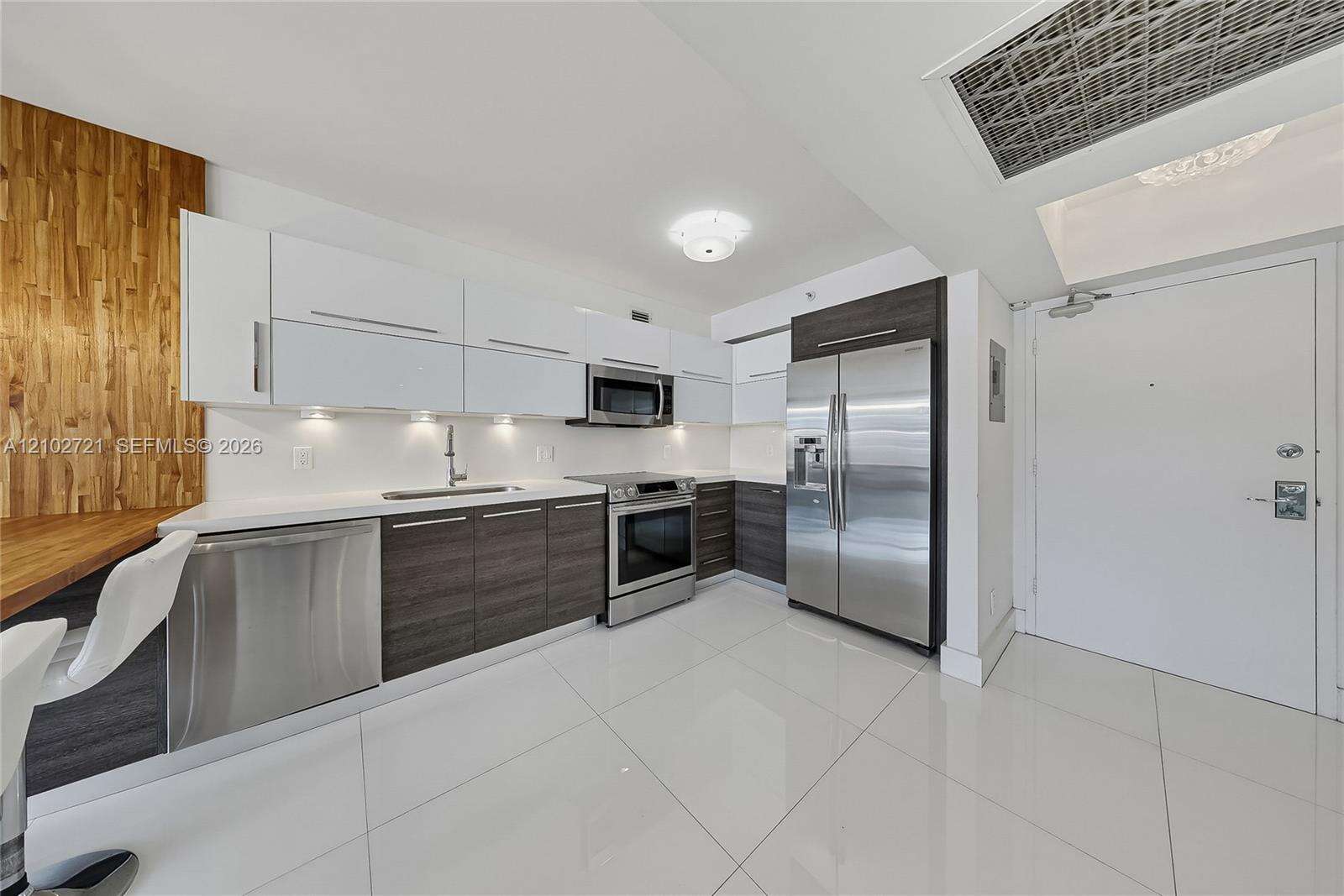 Decoplage Unit #1008 | Picture 14